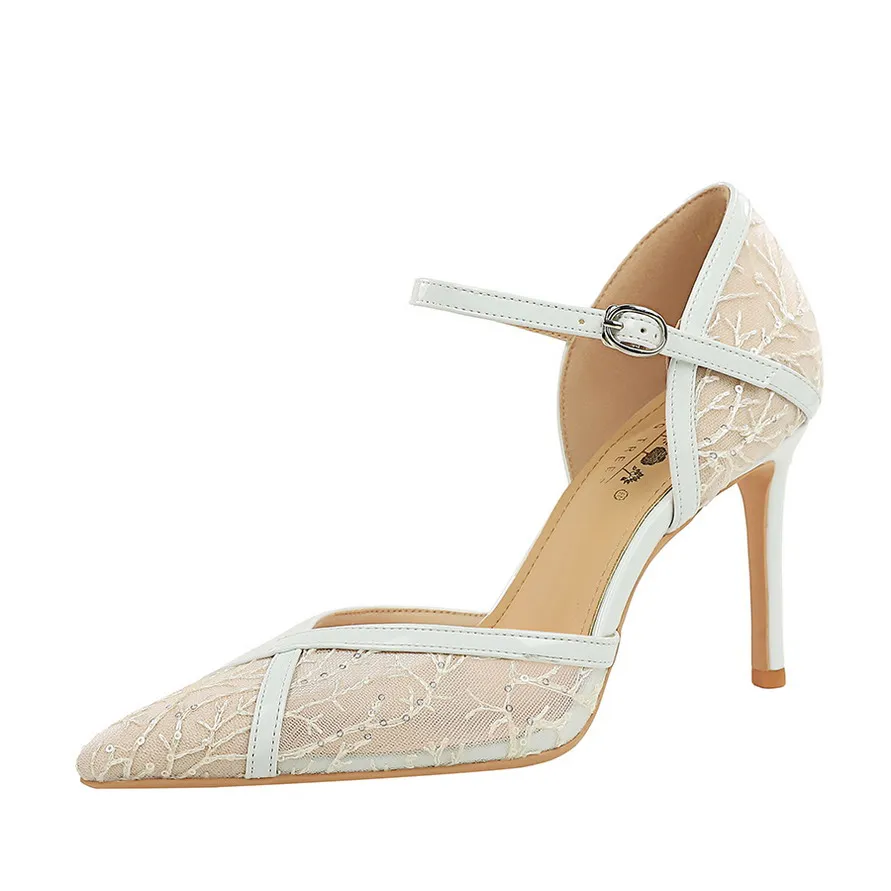 zena heels