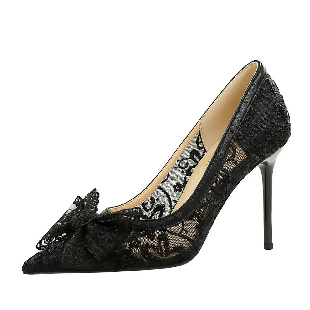amy heels