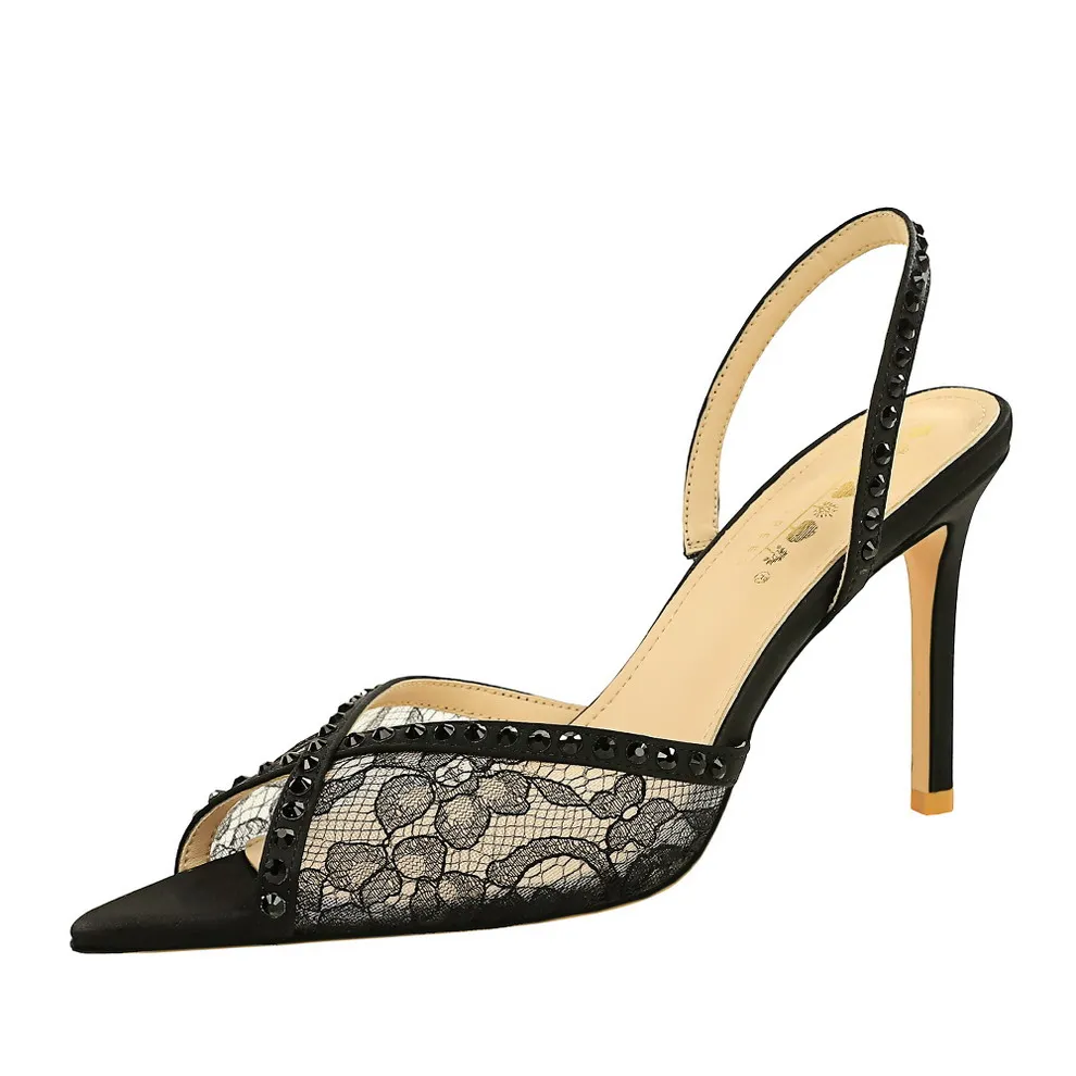 brooke heels