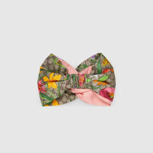 GG headscarf