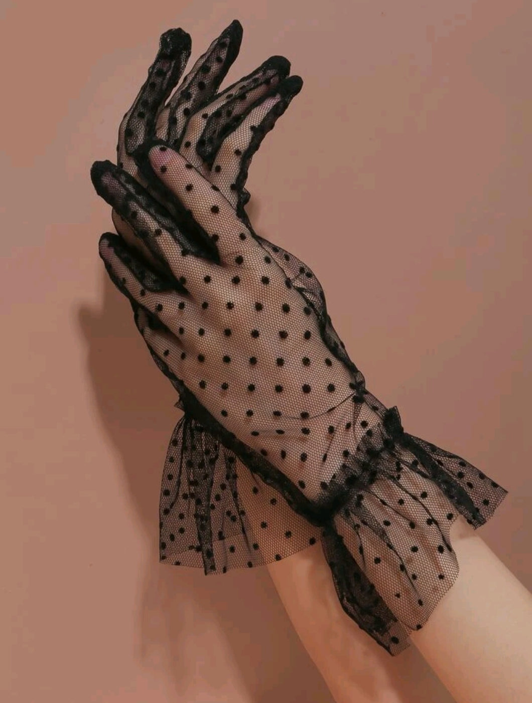 Lelethu gloves