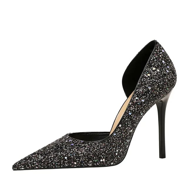 Goldie heels
